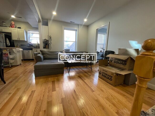 Foto del edificio - 721 Parker St