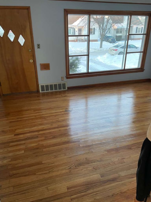 Foto del edificio - 21650 Fuller Ave