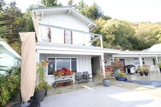 Building Photo - 27422 Sandy Shores Dr SW