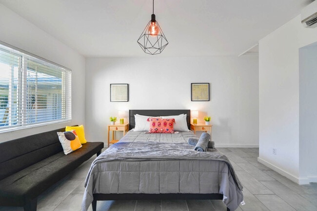 Foto del edificio - 515 NE 82nd St