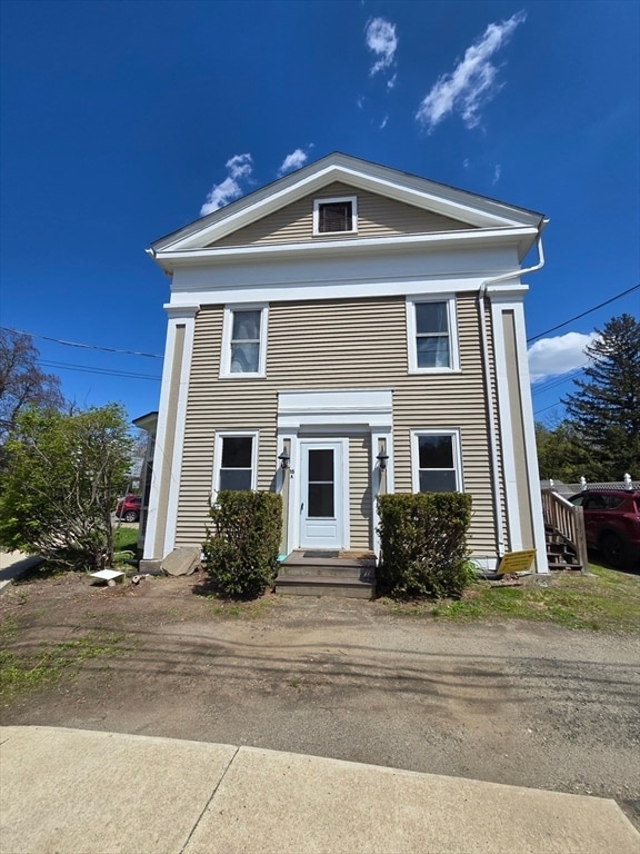 Building Photo - 15 Main St