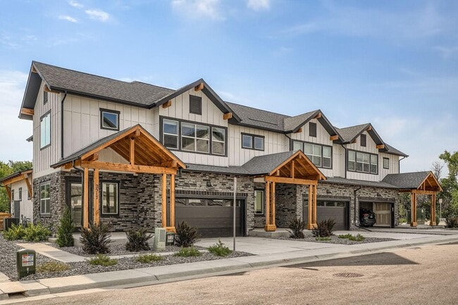 Photo - 2502 Colt Wy Townhome