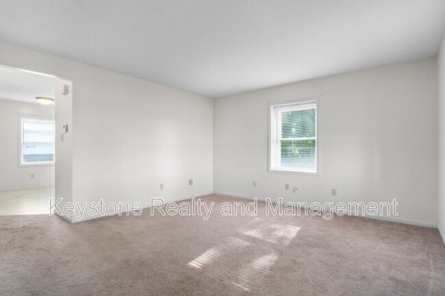 Building Photo - 286 Thompsonville Lane
