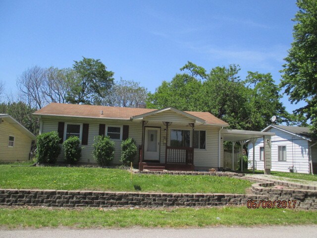 Primary Photo - 746 St Nicholas Dr