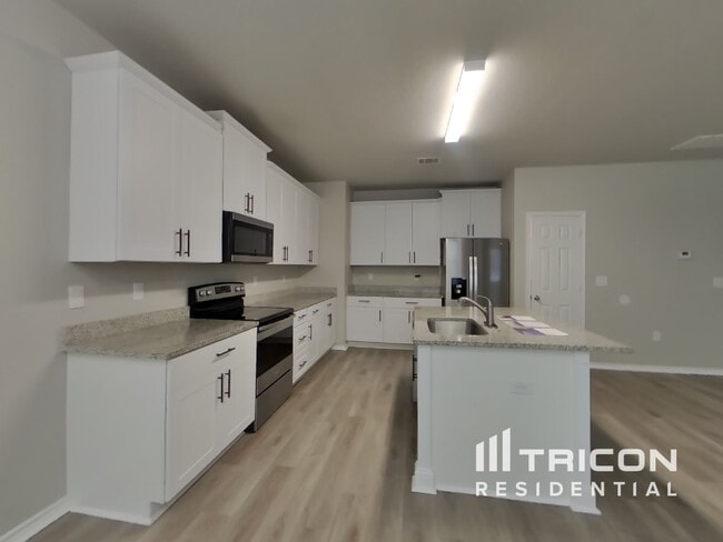 Building Photo - 6827 Freedom Hills