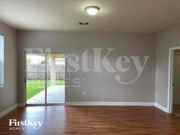 Foto del edificio - 20073 SW 128th Pl