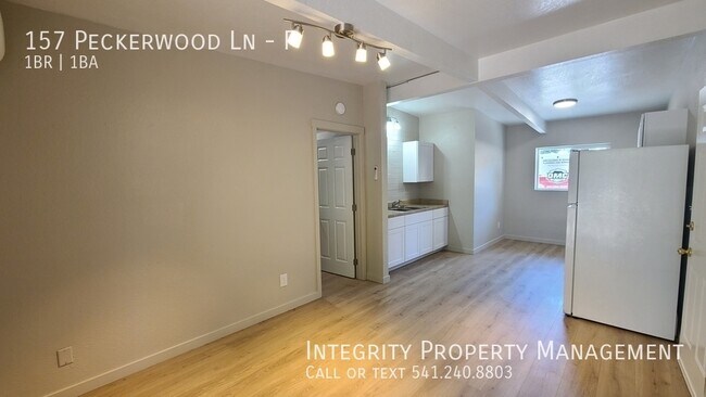 Foto del edificio - 157 Peckerwood Ln