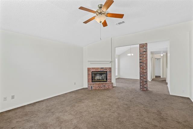 Building Photo - 2804 Monthaven Dr