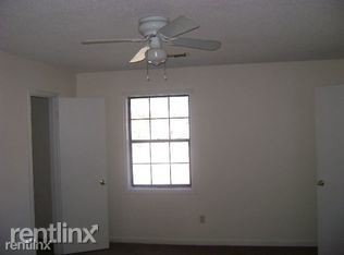 Building Photo - 5018 Hawthorne Ct