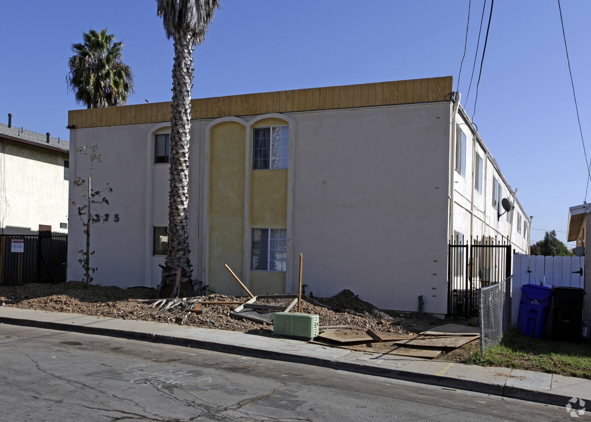 Building Photo - 49th Street Apartments