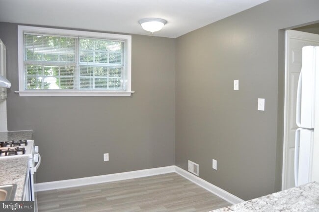 Building Photo - 25109 Tralee Ct