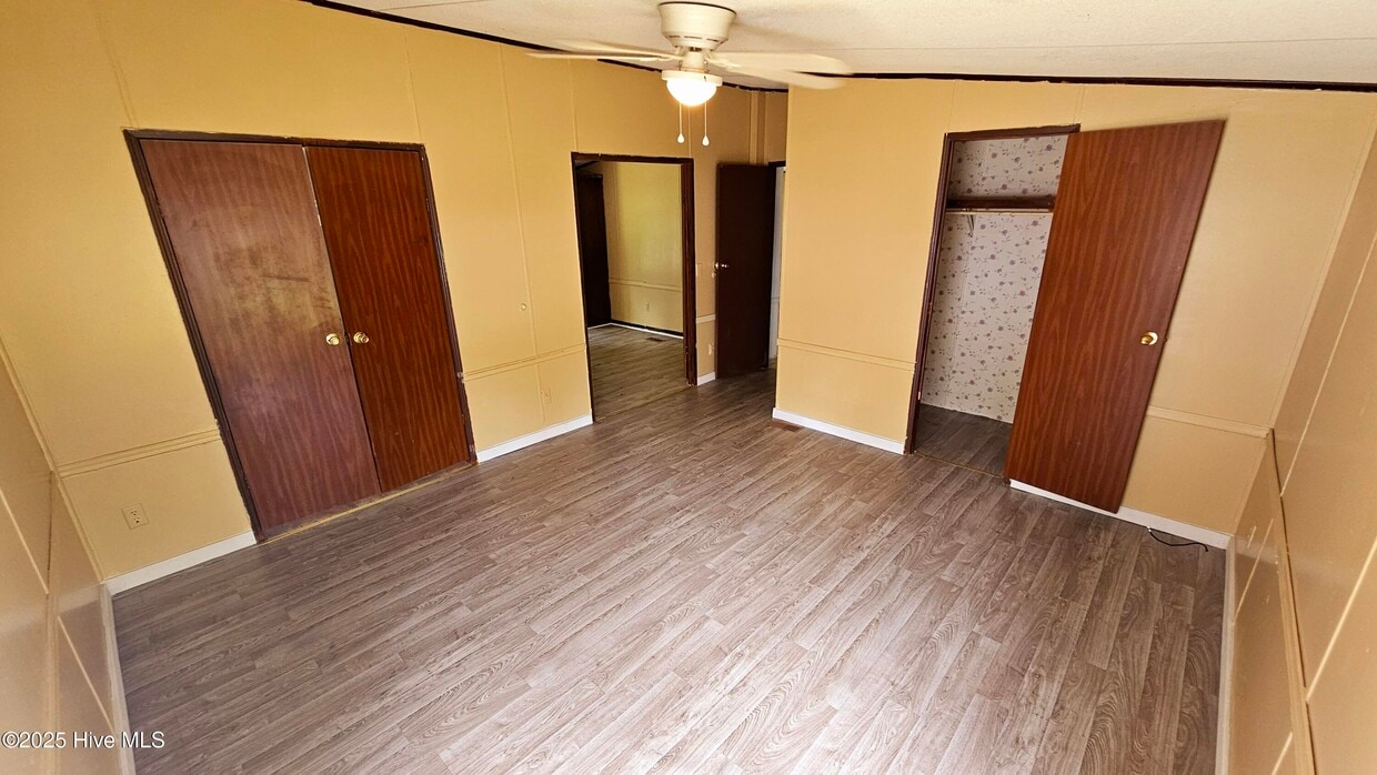 Building Photo - 110 Bratton Dr