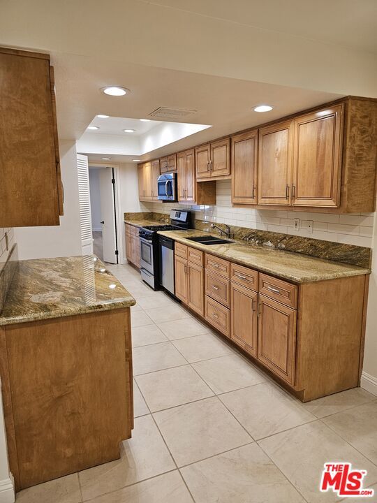 Foto del edificio - 15480 Antioch St