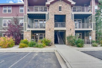 Building Photo - 154 Village Rd