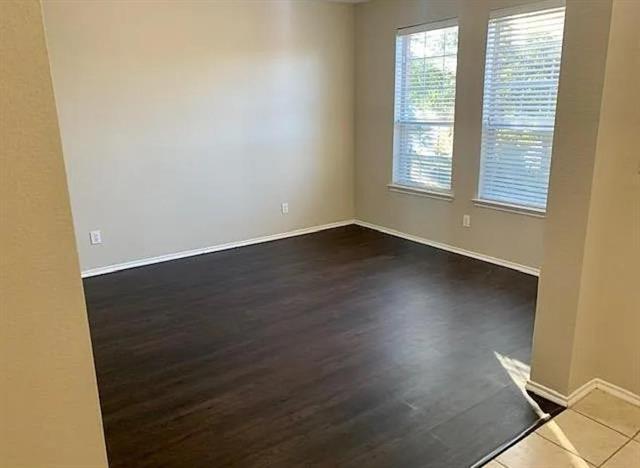 Building Photo - 420 Sandy Creek Dr