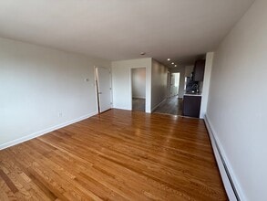 Building Photo - 9317 Walker St