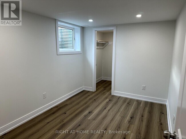 Building Photo - 4497 Solina Rd
