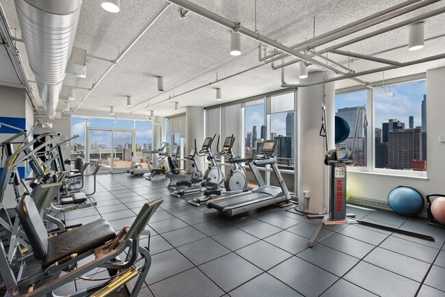 Foto del edificio - 737 W Washington Blvd