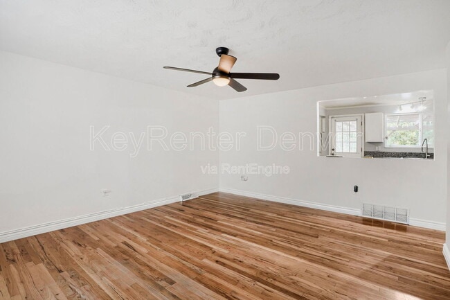 Building Photo - 330 Depew St
