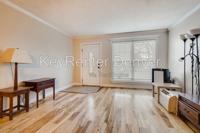 Foto del edificio - 9555 W Coal Mine Ave