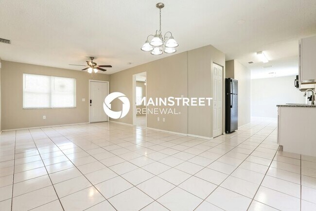 Building Photo - 3 Bedroom Pet-Friendly Home in PORT CHARLOTTE, FL with Main Street Renewal