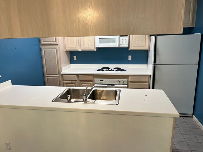 Foto del edificio - 4355 Shelter Creek Ln