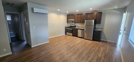 Building Photo - 123 N 37th St