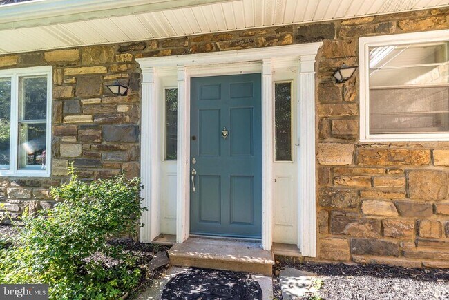 Foto del edificio - 932 Croton Rd