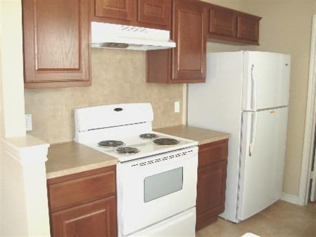 Building Photo - 2501 Teal Dr