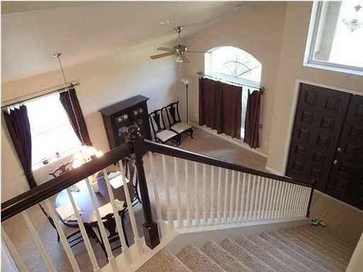 Building Photo - 852 Solimar Way