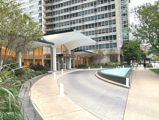 Building Photo - 3550 N Lake Shore Dr.