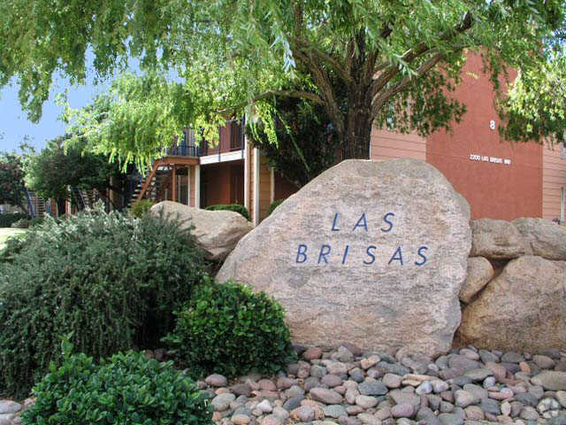 Entrada - Las Brisas