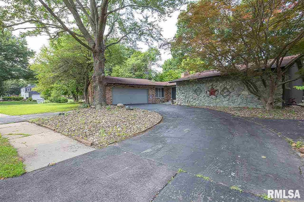 5310 36th Avenue Ct, Moline, IL 61265 House for Rent in Moline, IL