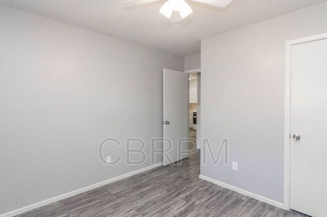 Building Photo - 1311 53rd St