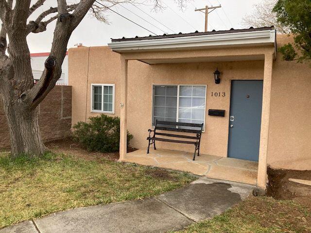 Primary Photo - 1013 Alvarado Dr NE