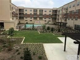 Foto del edificio - 1100 W Trinity Mills Rd