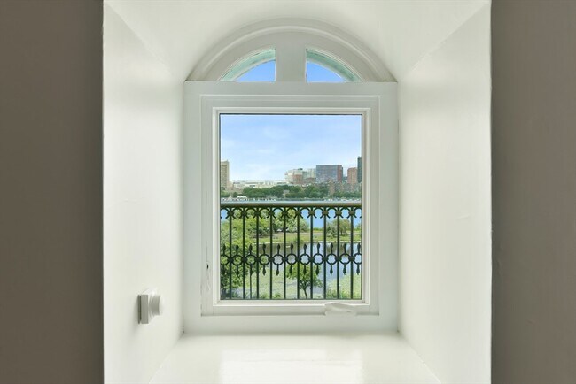 Foto del edificio - 334 Beacon St