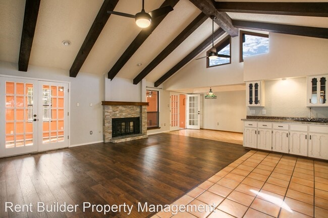 Building Photo - 6324 Admiral Rickover Dr NE