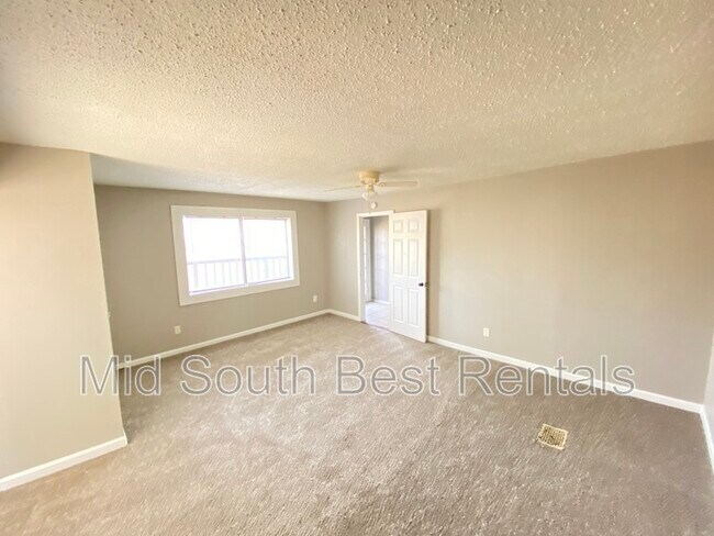 Foto del edificio - 4912 Lochinvar Rd