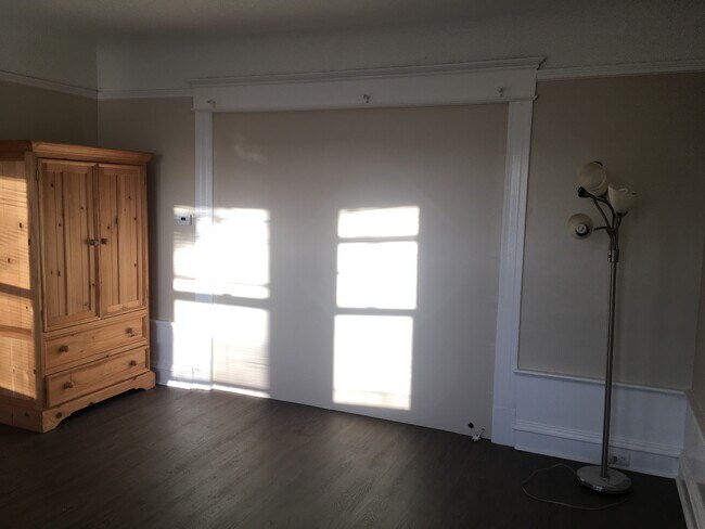 Building Photo - 147 Woodrow Street