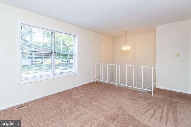 Foto del edificio - 14175 Spring Branch Dr