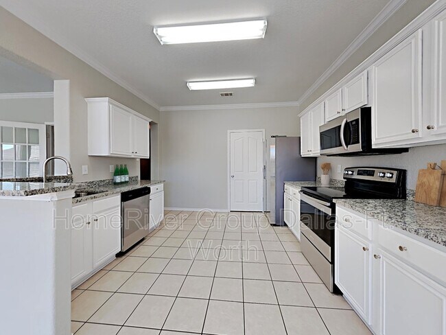 Building Photo - 13225 Fiddlers Tr