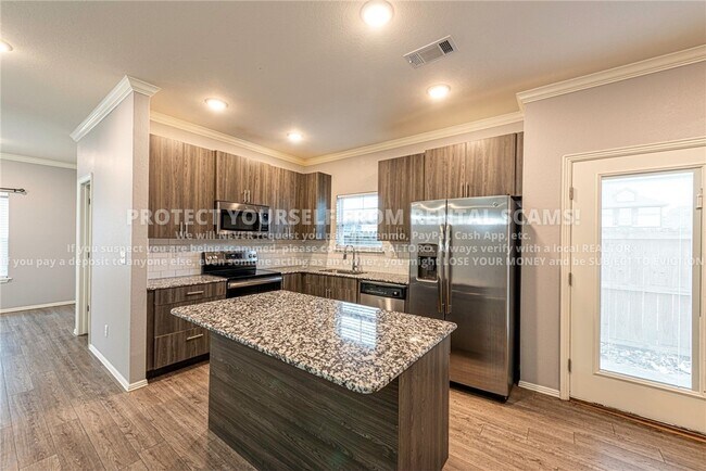 Foto del edificio - 1374 N Corsica Dr