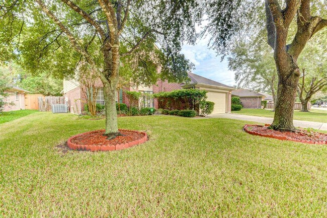 Building Photo - 1627 Sterling Village Dr