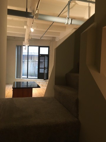 Building Photo - 1111 W Cornelia Ave