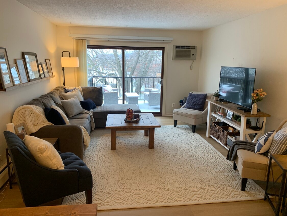 Living Room to walkout - 2800 Hillsboro Ave N