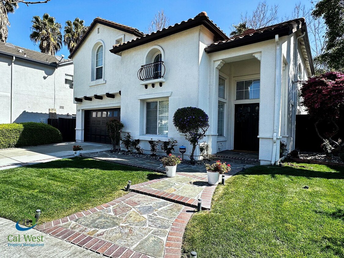 Primary Photo - $4995-5 Bd/3 Ba-2 Story Home with A/C-Palm...