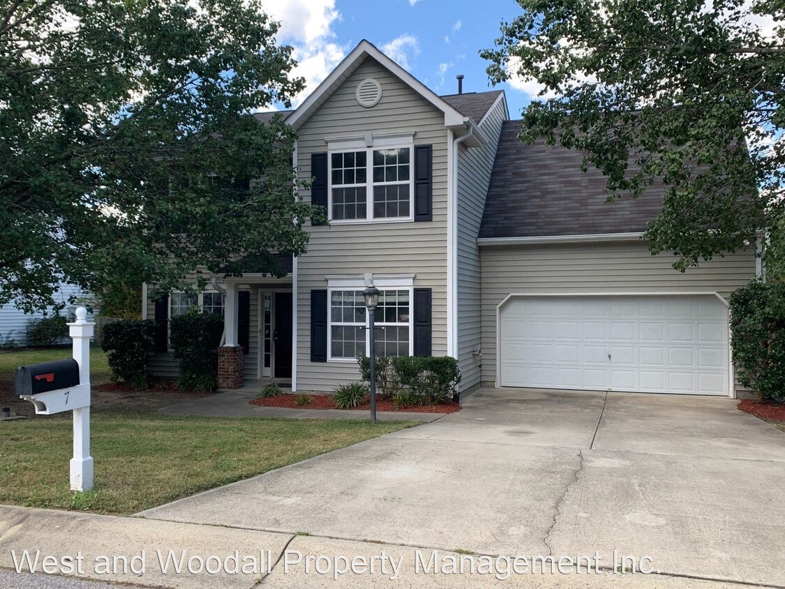 Primary Photo - 4 br, 2.5 bath House - 7 Epping