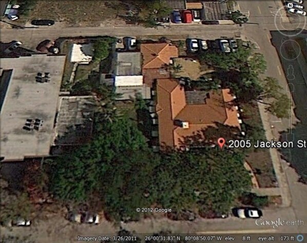 Aerial View - 2005 Jackson St