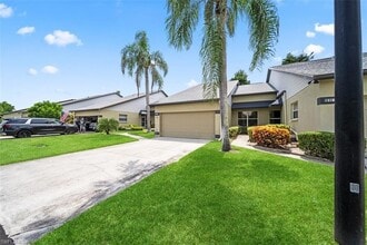 Building Photo - 902 McGregor Park Cir